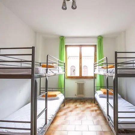 Safestay * Pisa