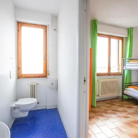 Hostal Safestay